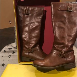 Kenneth Cole Reaction (Rider Booths) Brown